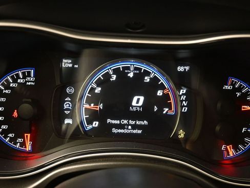 Used 2021 Jeep Grand Cherokee Trackhawk w/ Trailer Tow Group IV image 37