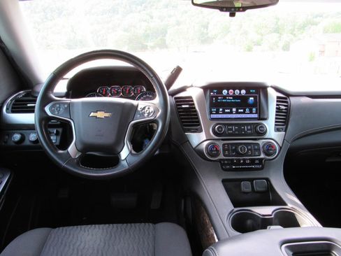 Used 2020 Chevrolet Tahoe LS w/ Max Trailering Package AWD/4WD image 6