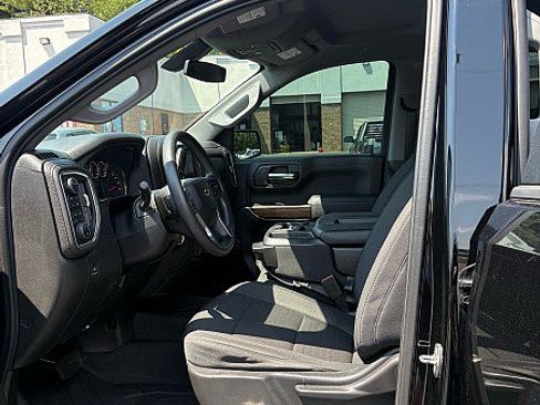 Used 2020 Chevrolet Silverado 1500 RST w/ RST Value Package AWD/4WD image 10