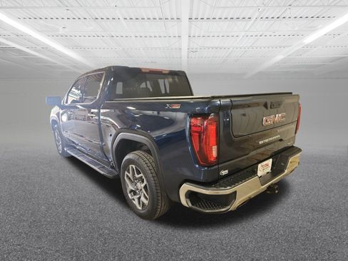 Used 2023 GMC Sierra 1500 SLT w/ SLT Premium Package image 8