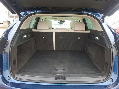 Certified 2022 Buick Envision Avenir w/ Technology Package II image 30