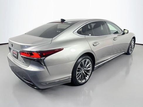 Used 2020 Lexus LS 500 w/ Interior Upgrade Package RWD image 5