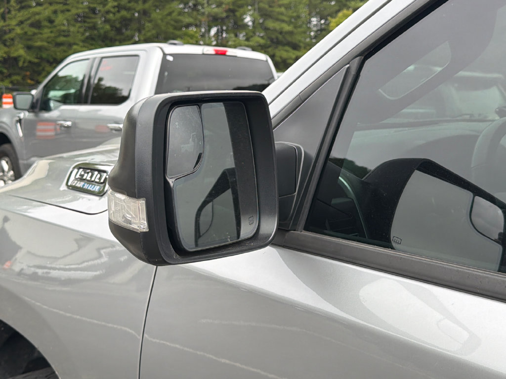Used 2022 RAM 1500 Big Horn AWD/4WD image 16