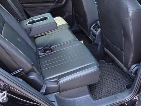 Certified 2023 Volkswagen Tiguan SE w/ Panoramic Sunroof Package FWD image 56