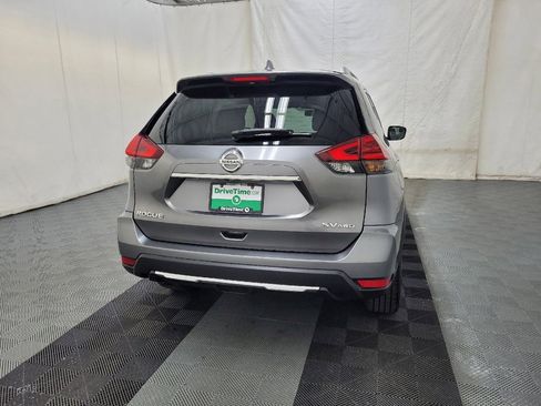 Used 2018 Nissan Rogue SV AWD/4WD image 7