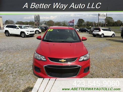 Used 2020 Chevrolet Sonic LT FWD image 12
