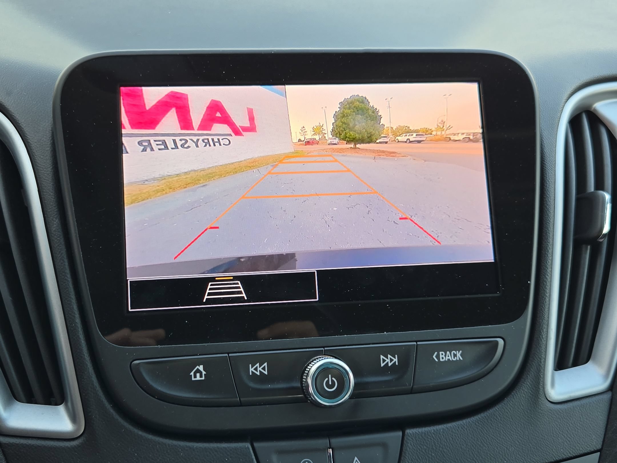 Used 2023 Chevrolet Malibu LT FWD image 30