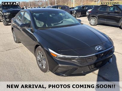 Used 2025 Hyundai Elantra Blue