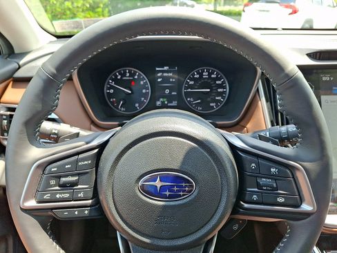 Certified 2025 Subaru Outback Touring XT AWD/4WD image 19