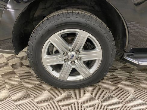 Used 2021 Ford Expedition XLT image 33