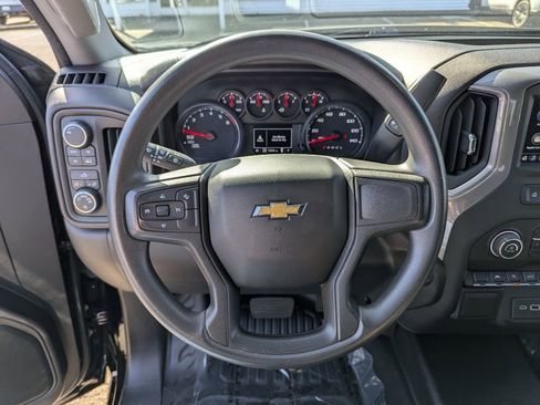 Used 2022 Chevrolet Silverado 1500 W/T w/ WT Value Package AWD/4WD image 13