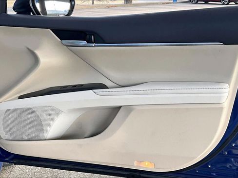 Used 2024 Toyota Camry XLE image 22