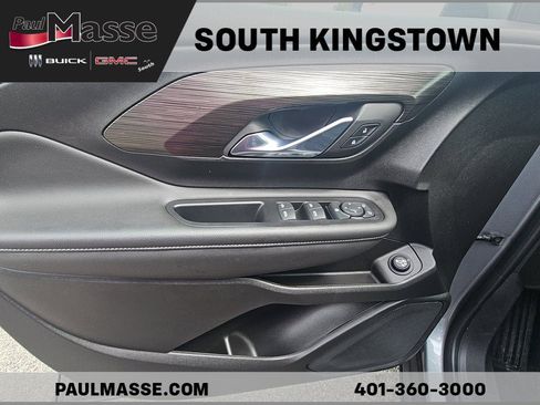 Used 2023 GMC Terrain SLE w/ Driver Convenience Package AWD/4WD image 10