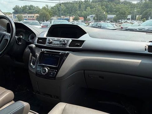 Used 2014 Honda Odyssey EX-L image 36