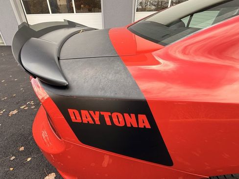 Used 2018 Dodge Charger R/T image 15