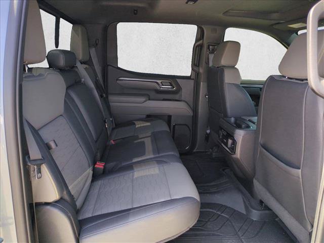 Used 2023 Chevrolet Silverado 1500 ZR2 w/ Technology Package AWD/4WD image 21
