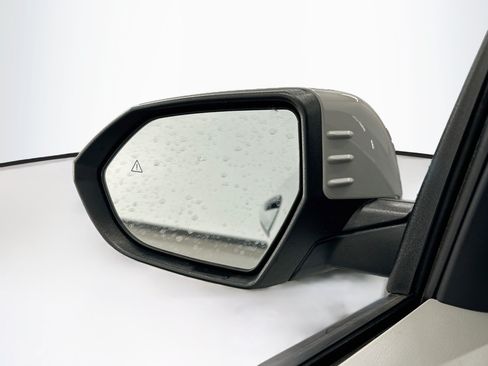 Used 2025 Hyundai Kona SEL AWD/4WD image 16