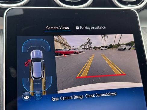 Used 2025 Mercedes-Benz GLC 300 4MATIC image 22