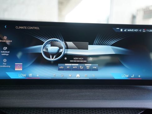 New 2026 BMW 430i Coupe w/ Parking Assistance Package image 17