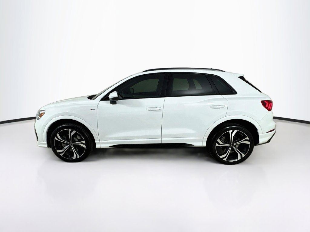 Used 2024 Audi Q3 2.0T Premium Plus AWD/4WD image 4