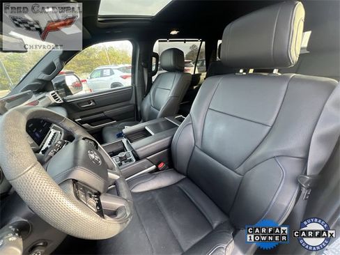 Used 2024 Toyota Sequoia image 19