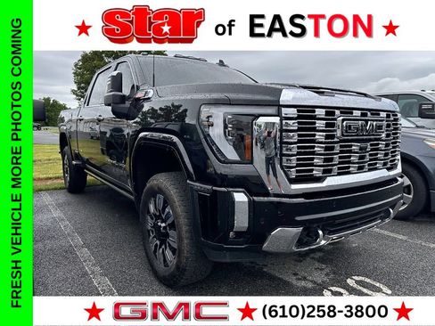 Used 2024 GMC Sierra 2500 Denali AWD/4WD image 1