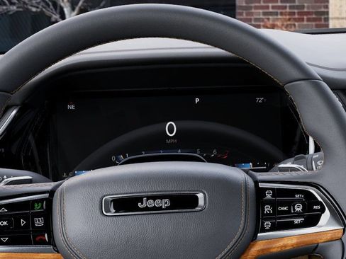 New 2026 Jeep Grand Cherokee Summit w/ Obsidian Package AWD/4WD image 17