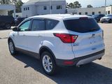 Used 2019 Ford Escape SE image 5