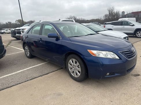 Used 2007 Toyota Camry LE image 3