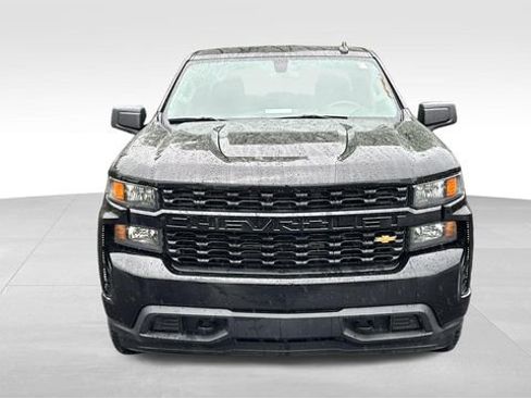 Used 2020 Chevrolet Silverado 1500 Custom w/ Custom Value Package AWD/4WD image 8