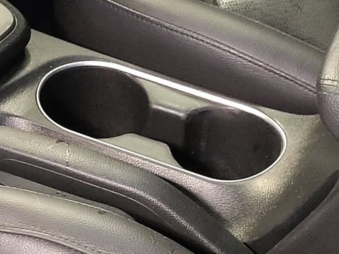 Used 2018 Hyundai Elantra Limited image 26