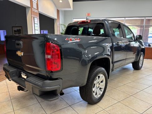 Used 2019 Chevrolet Colorado LT w/ LT Convenience Package AWD/4WD image 4