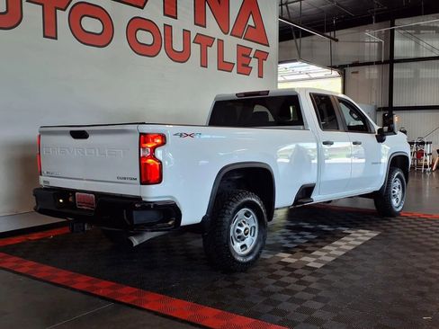 Used 2021 Chevrolet Silverado 2500 Custom w/ Custom Value Package AWD/4WD image 7