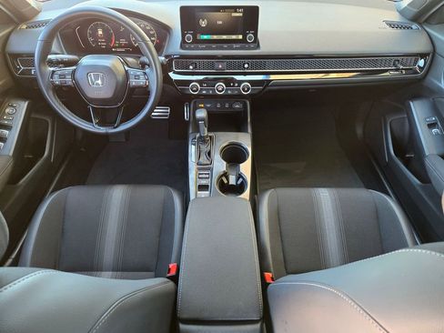 Used 2025 Honda Civic Sport image 15