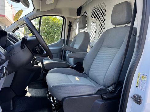 Used 2016 Ford Transit 250 130 Low Roof w/ Exterior Upgrade Package RWD image 25