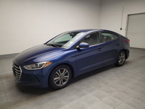 Used 2018 Hyundai Elantra SEL FWD image 2