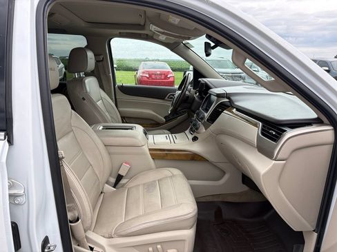Used 2017 GMC Yukon XL Denali w/ Open Road Package AWD/4WD image 43