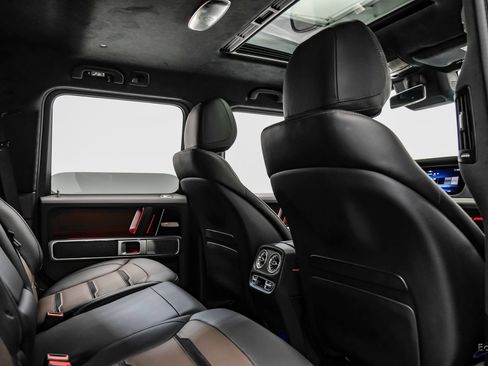 Used 2025 Mercedes-Benz G 63 AMG 4MATIC w/ Night Package Magno image 84