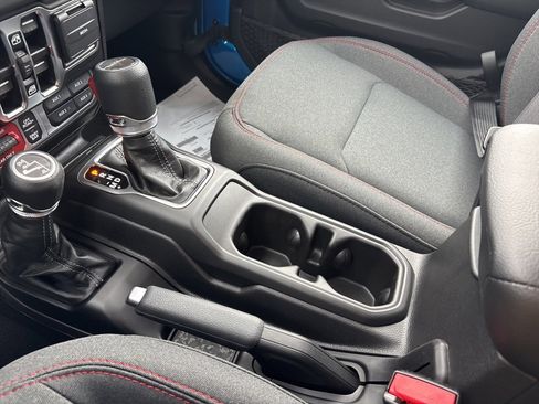 New 2026 Jeep Gladiator Rubicon image 18