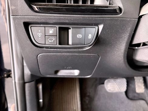 Used 2022 Kia EV6 Wind AWD/4WD image 12