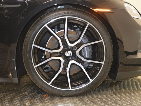 New 2025 Porsche Taycan 4 AWD/4WD image 16