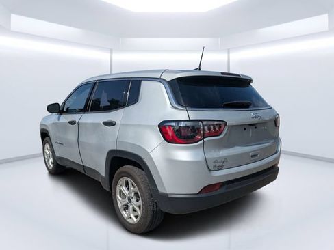 Used 2025 Jeep Compass Sport AWD/4WD image 5