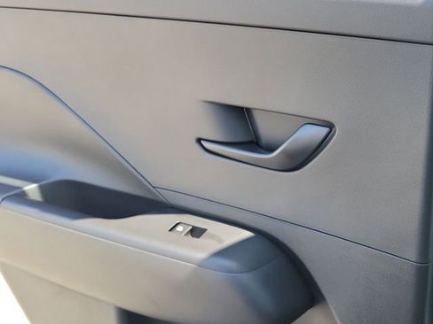 New 2026 Hyundai Kona SE FWD image 22