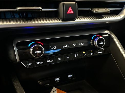 Used 2022 Kia K5 LXS image 14