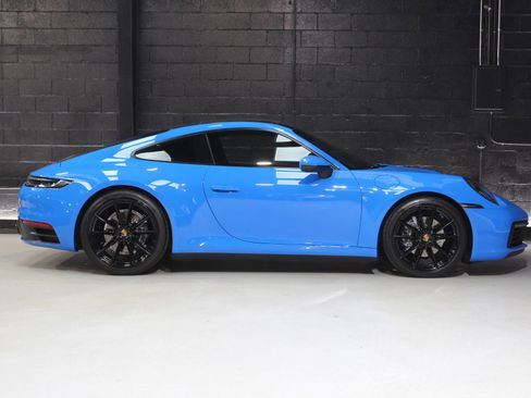 Used 2022 Porsche 911 Carrera image 19