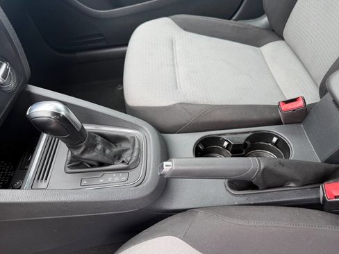 Used 2017 Volkswagen Jetta S FWD image 18