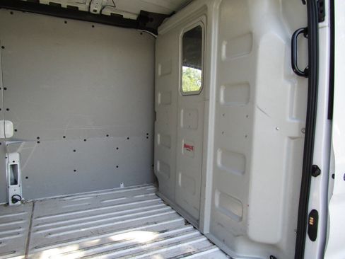 Used 2022 Ford Transit 250 Medium Roof AWD image 22