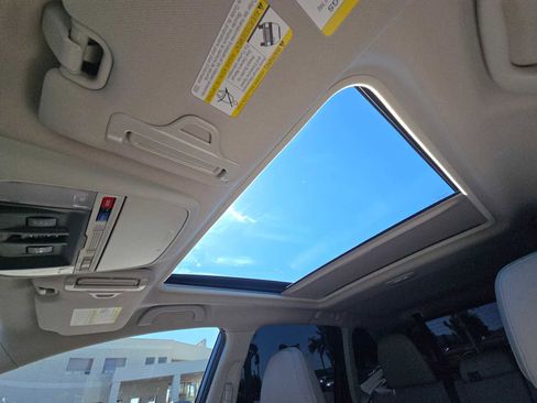 Used 2024 Subaru Forester Limited image 35