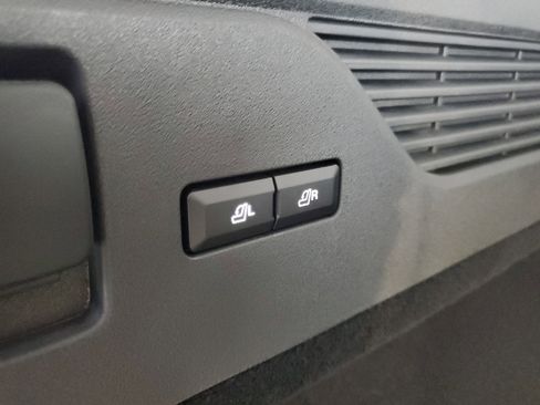 New 2026 Lincoln Nautilus Reserve w/ Jet Appearance Package image 33