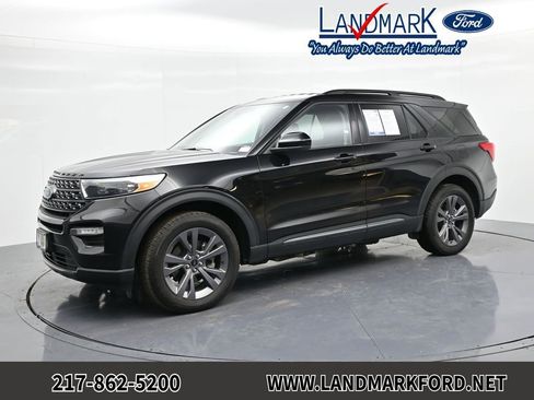 Used 2022 Ford Explorer XLT w/ Equipment Group 202A image 1